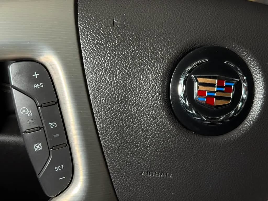 Used 2013 Cadillac Escalade ESV Platinum AWD/4WD image 39