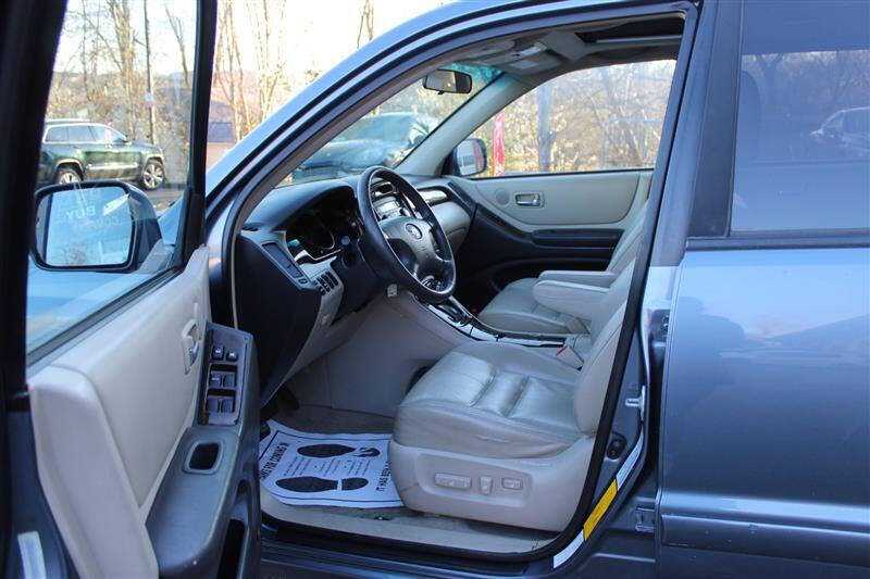 Used 2003 Toyota Highlander 4WD V6 image 10