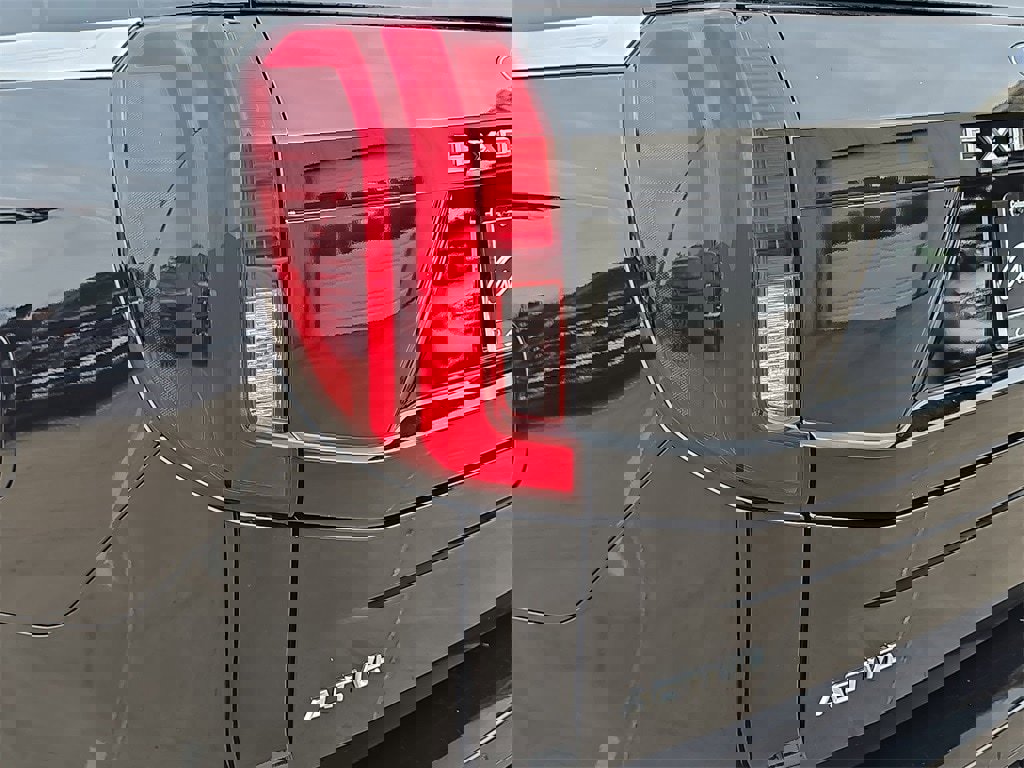 New 2026 Ford Expedition Max Active image 32