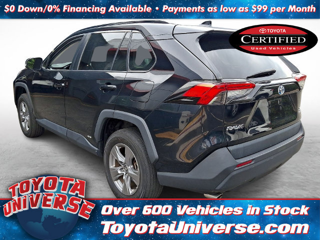 Used 2022 Toyota RAV4 XLE w/ Convenience Package AWD/4WD image 3
