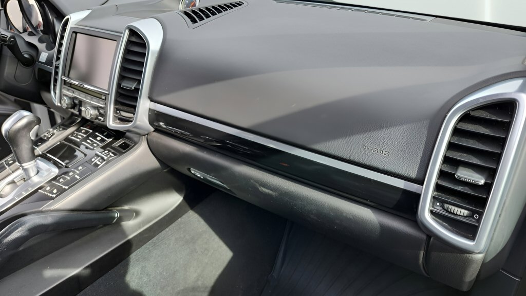 Used 2013 Porsche Cayenne Diesel image 30