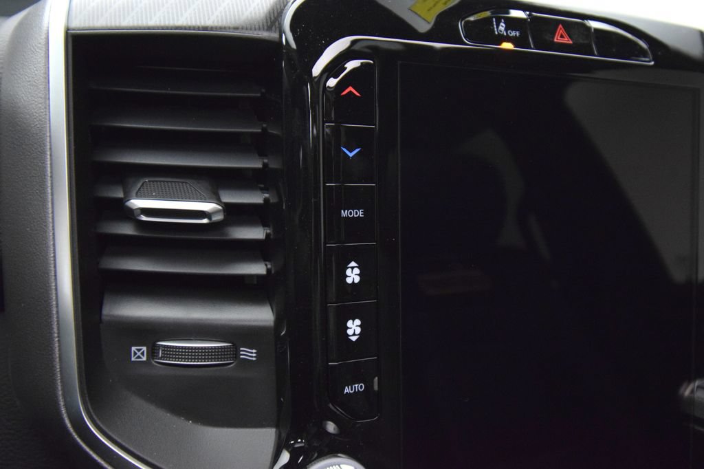 New 2026 RAM 1500 Big Horn AWD/4WD image 26