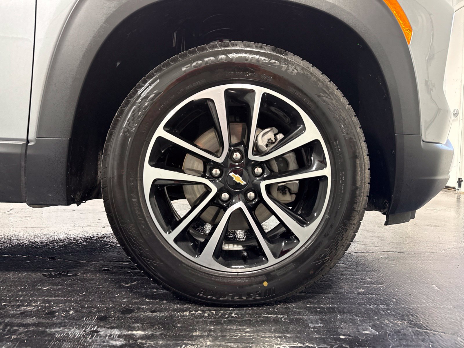 Used 2025 Chevrolet TrailBlazer LT AWD/4WD image 11