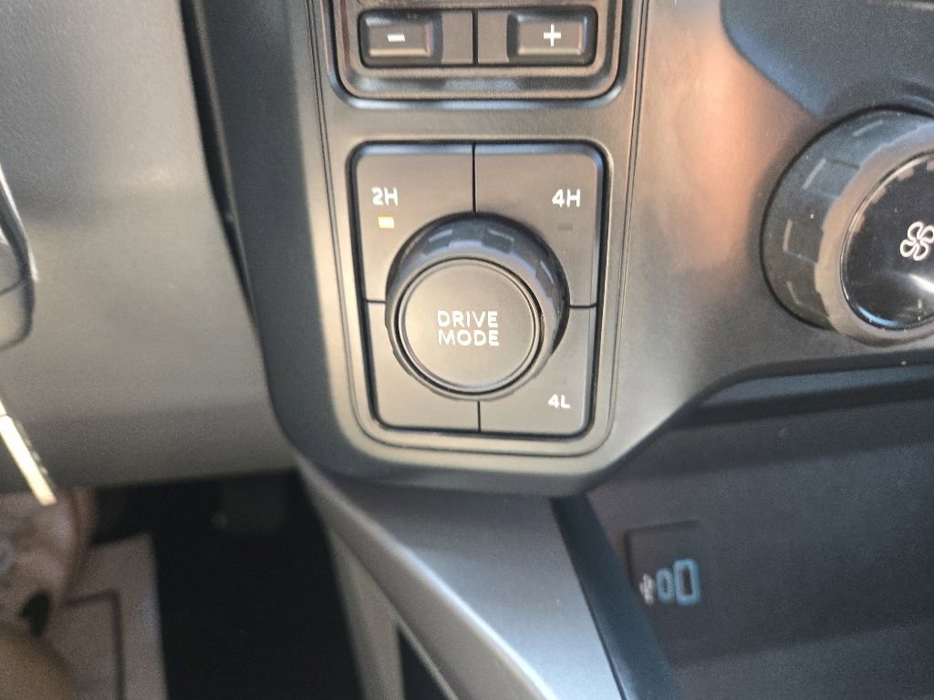 Used 2023 Ford F450 XLT AWD/4WD image 23