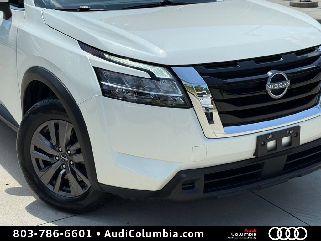 Used 2022 Nissan Pathfinder SV w/ SV Premium Package AWD/4WD image 6