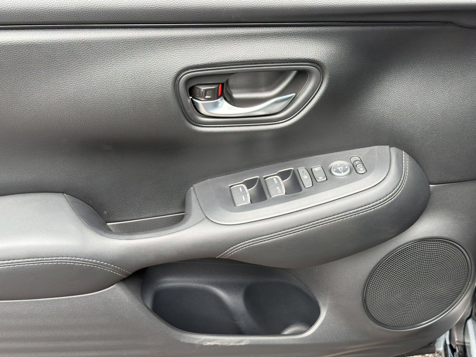 New 2027 Honda HR-V EX-L image 14