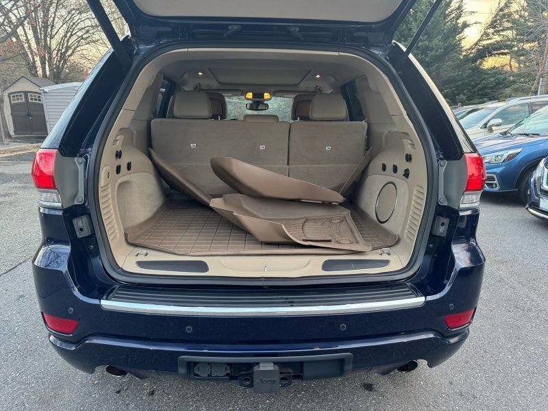 Used 2018 Jeep Grand Cherokee Overland AWD/4WD image 20