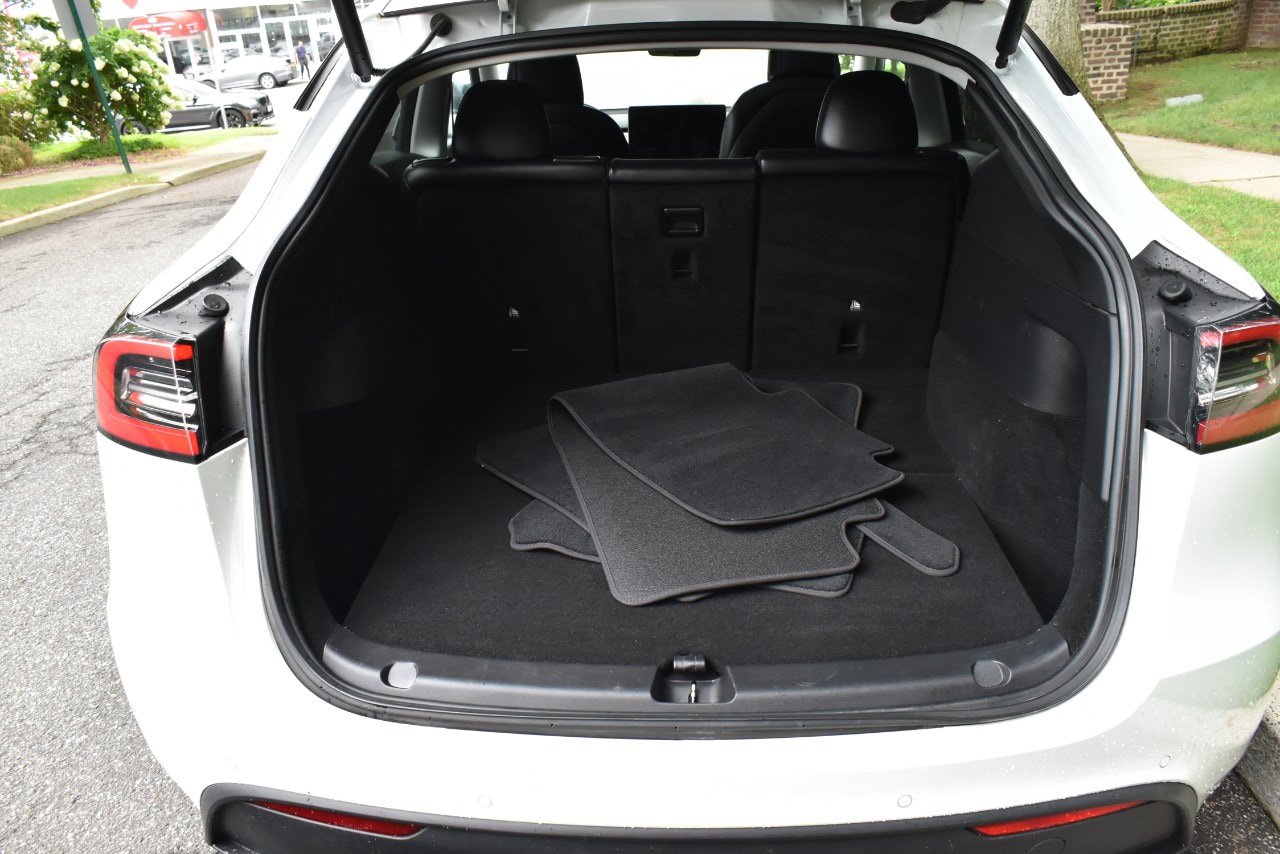 Used 2021 Tesla Model Y 2WD image 30