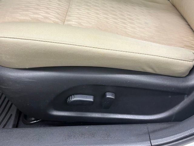 Used 2016 Nissan Altima 2.5 S w/ Power Driver Seat Package FWD image 11