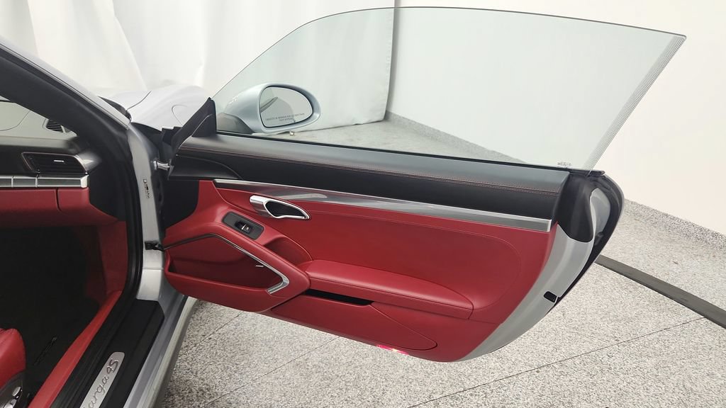 Used 2015 Porsche 911 Targa 4S AWD/4WD image 28