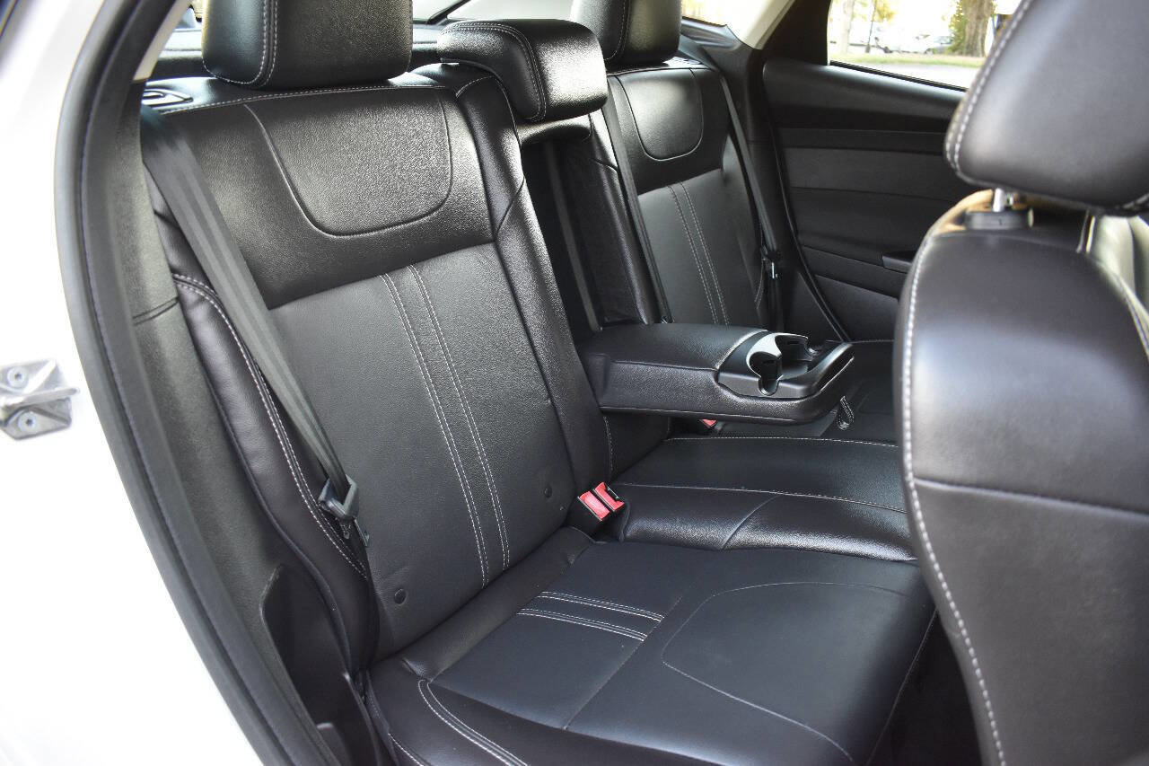 Used 2014 Ford Focus Titanium image 15