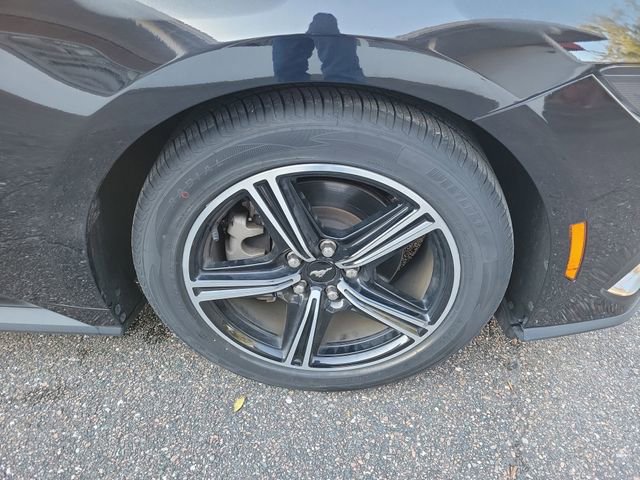 Used 2024 Ford Mustang Premium image 6