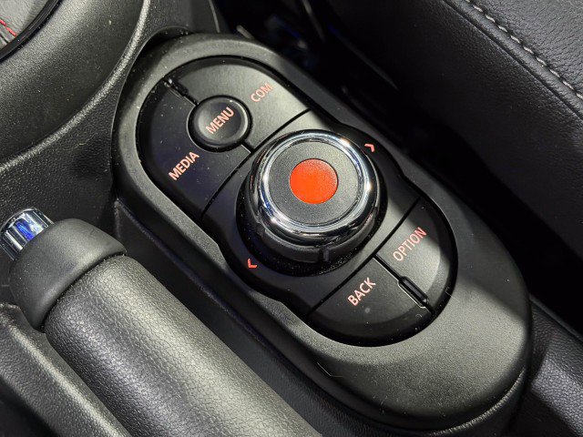 Used 2020 MINI Cooper S image 28