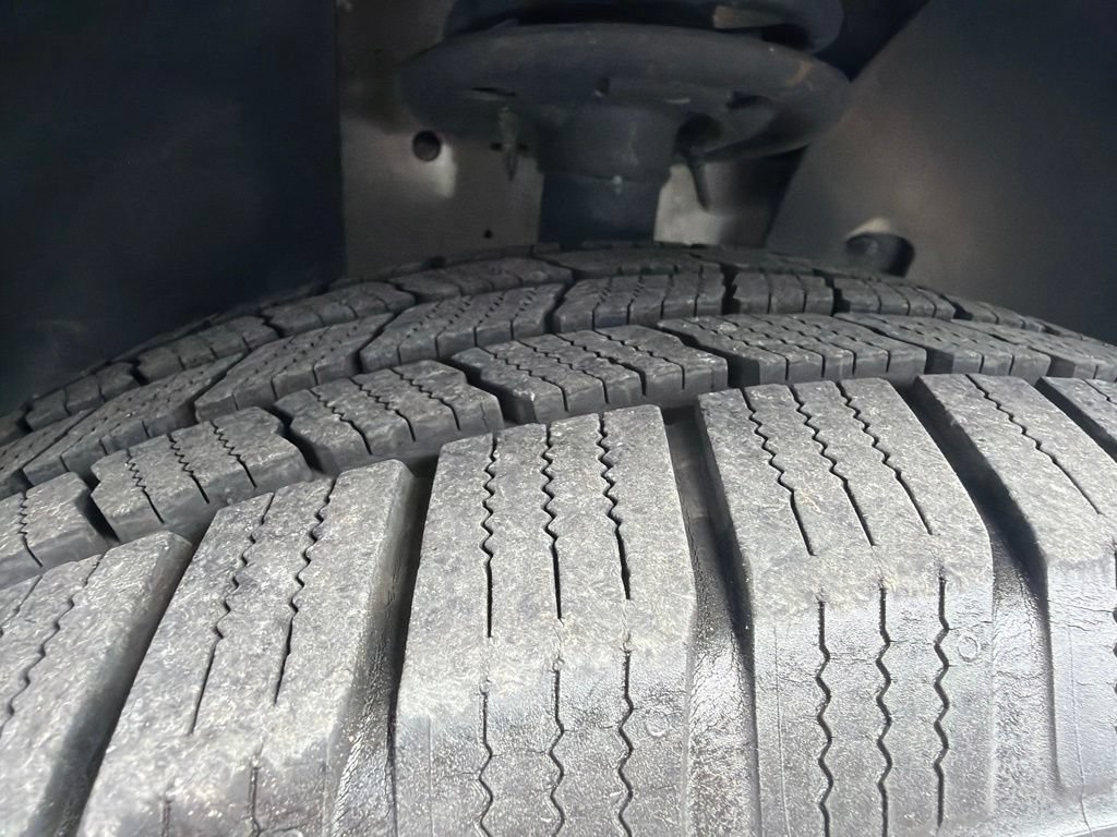 Used 2017 Ford Explorer Platinum AWD/4WD image 8