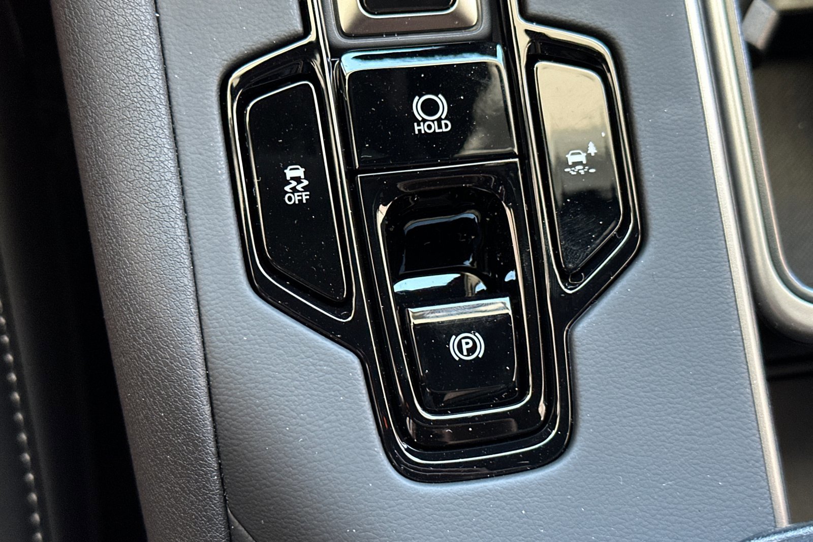 New 2026 Lexus TX 500h AWD image 21