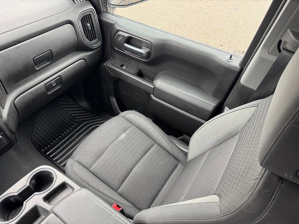 Used 2022 Chevrolet Silverado 1500 Custom image 17