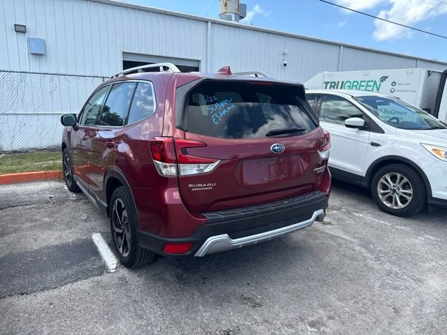 Used 2022 Subaru Forester Touring AWD/4WD image 5