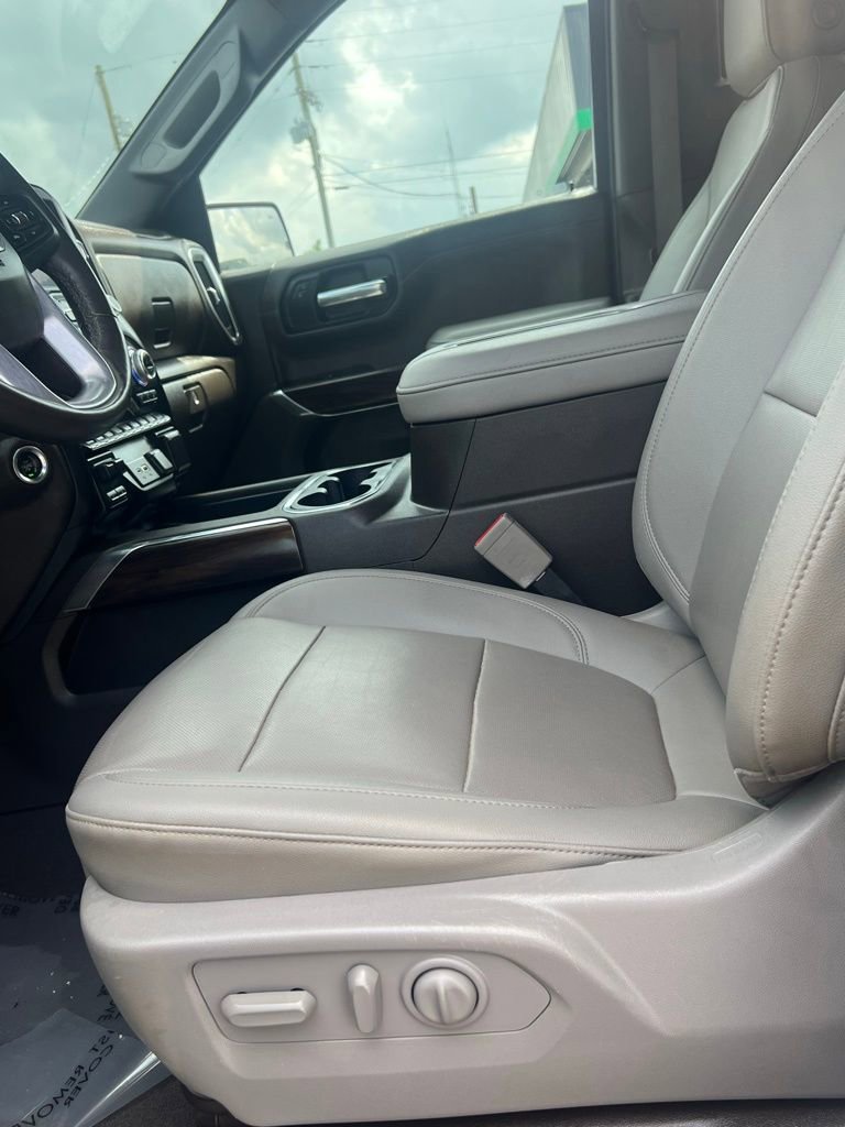 Used 2022 GMC Sierra 1500 SLT image 16