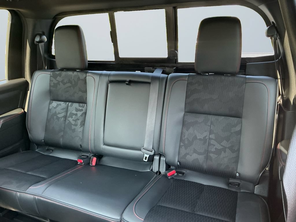 Used 2021 Nissan Titan PRO-4X w/ Pro-4x Utility Package AWD/4WD image 14