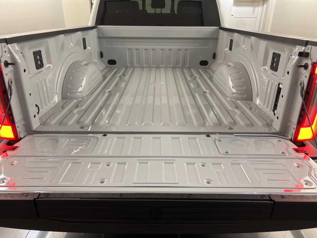 New 2026 Ford F250 Platinum image 41