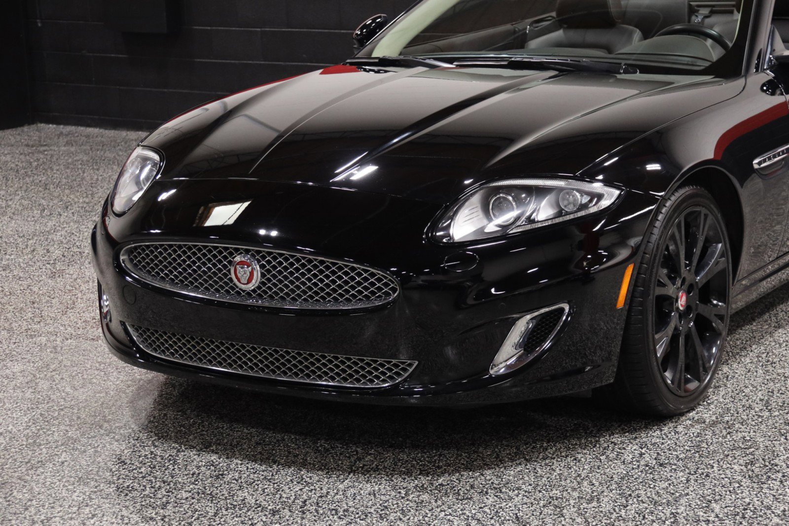 Used 2014 Jaguar XK 2dr Convertible image 13