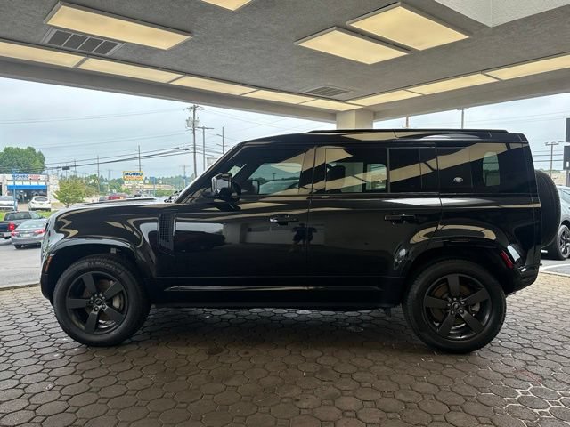 Used 2022 Land Rover Defender 110 X-Dynamic HSE AWD/4WD image 2