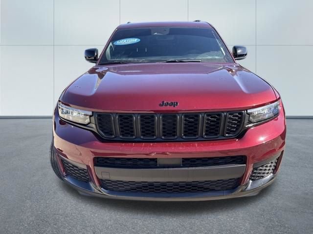 Used 2024 Jeep Grand Cherokee L Altitude image 13