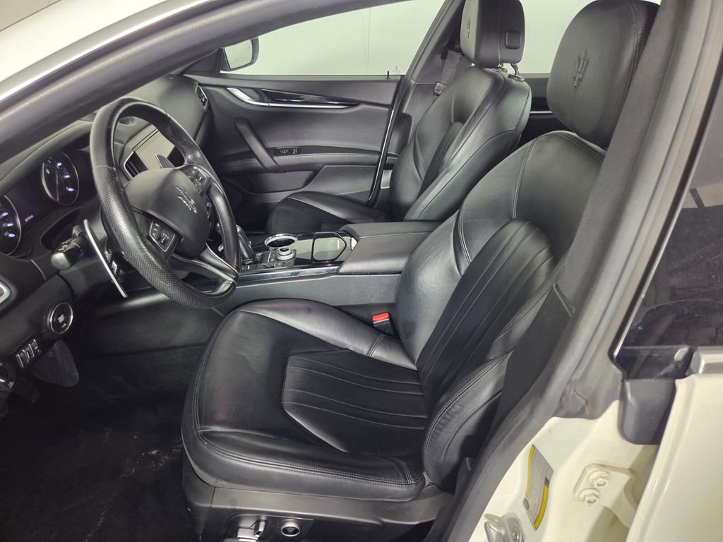 Used 2022 Maserati Ghibli Modena image 11