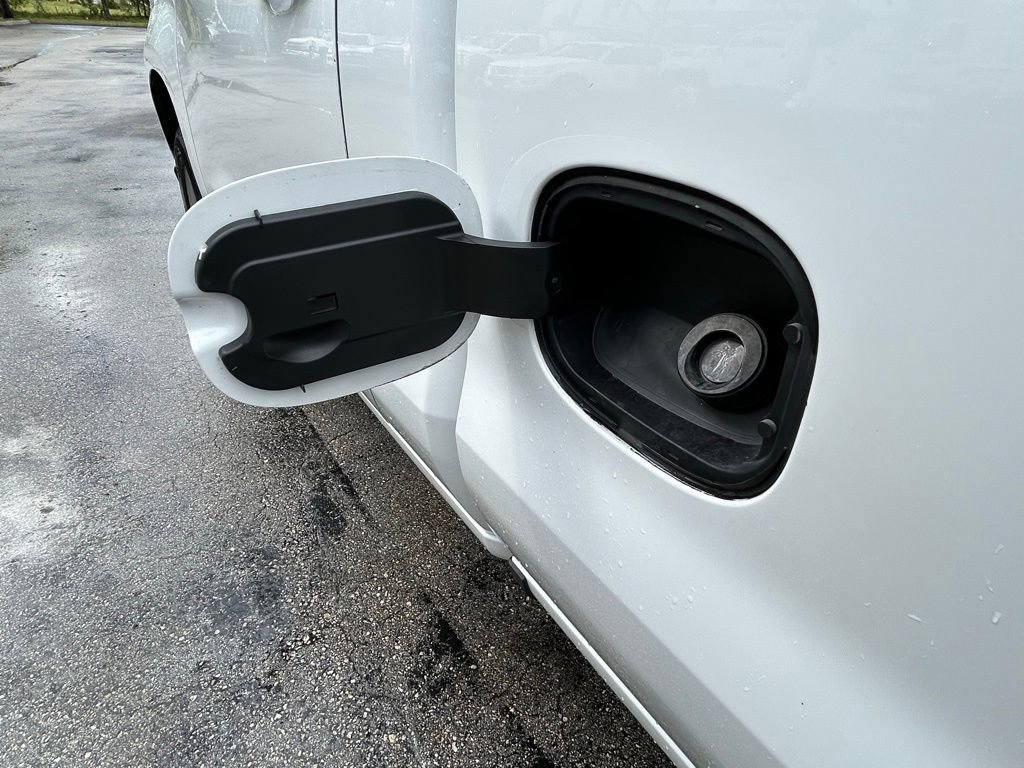 Used 2021 Chevrolet Silverado 1500 W/T w/ WT Value Package image 33