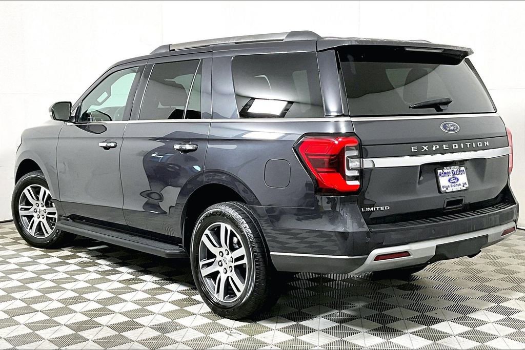 Used 2024 Ford Expedition Limited image 11