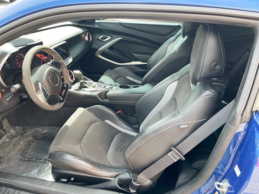 Used 2022 Chevrolet Camaro SS RWD image 21