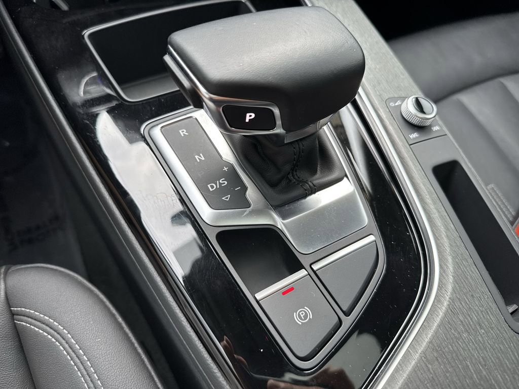 Used 2021 Audi A4 2.0T Premium w/ Convenience Package image 53