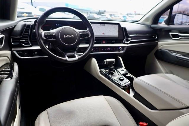 Used 2023 Kia Sportage EX image 9