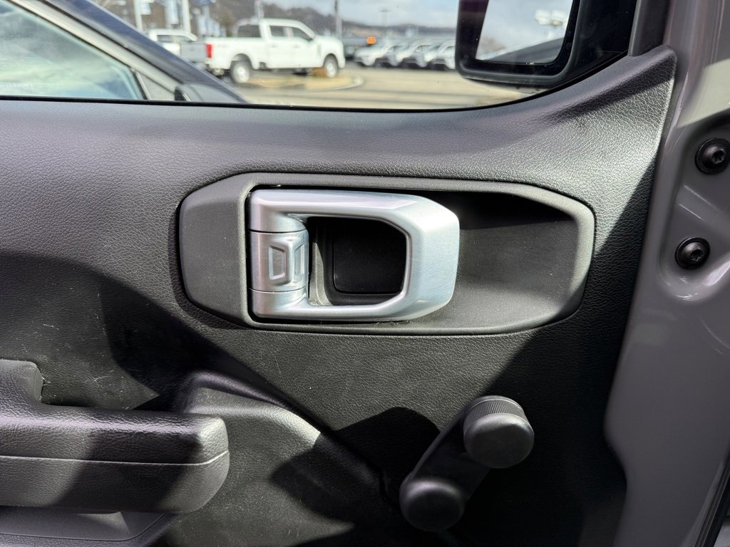 Used 2022 Jeep Wrangler Willys image 15