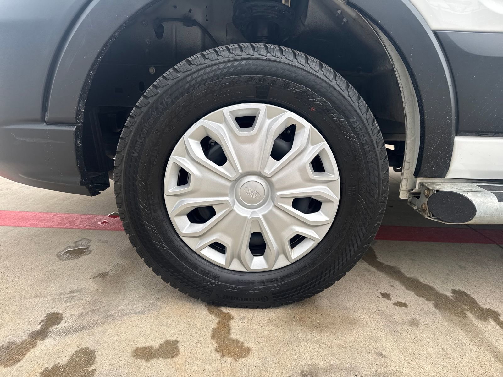 Used 2024 Ford Transit 250 Low Roof w/ Exterior Upgrade Package image 26