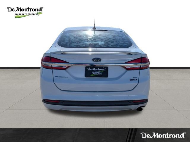 Used 2017 Ford Fusion SE w/ Equipment Group 201A FWD image 6