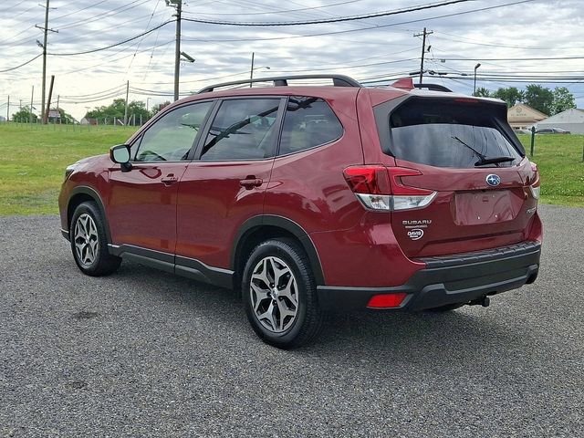 Used 2020 Subaru Forester Premium AWD/4WD image 4