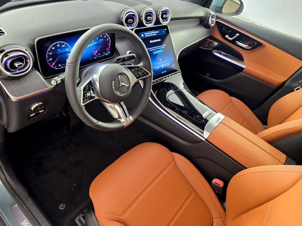 New 2027 Mercedes-Benz GLC 300 4MATIC image 7