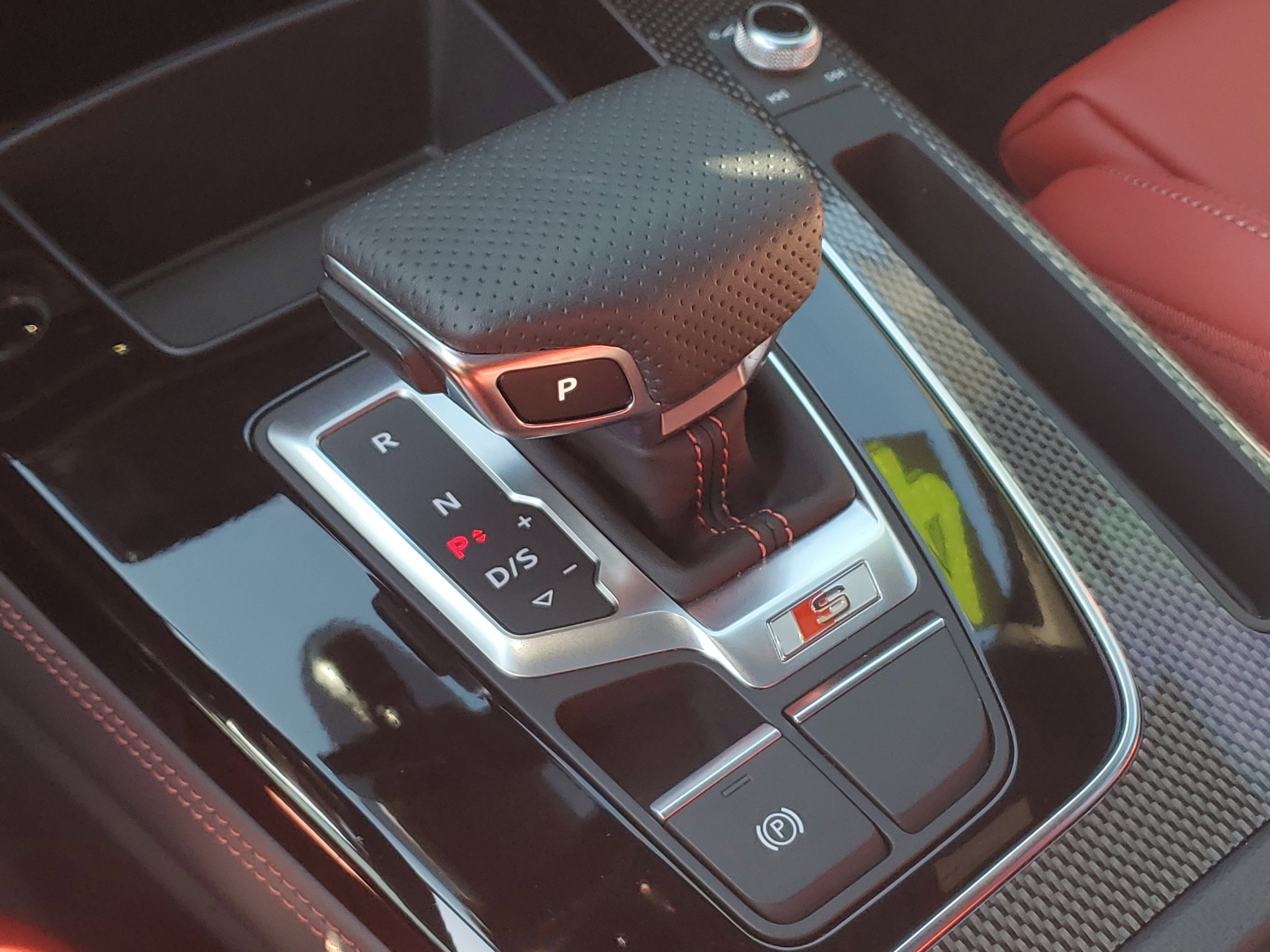 Used 2024 Audi SQ5 Prestige image 10