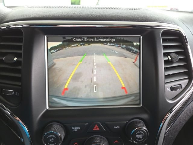 Used 2014 Jeep Grand Cherokee SRT8 w/ Luxury Group II AWD/4WD image 15