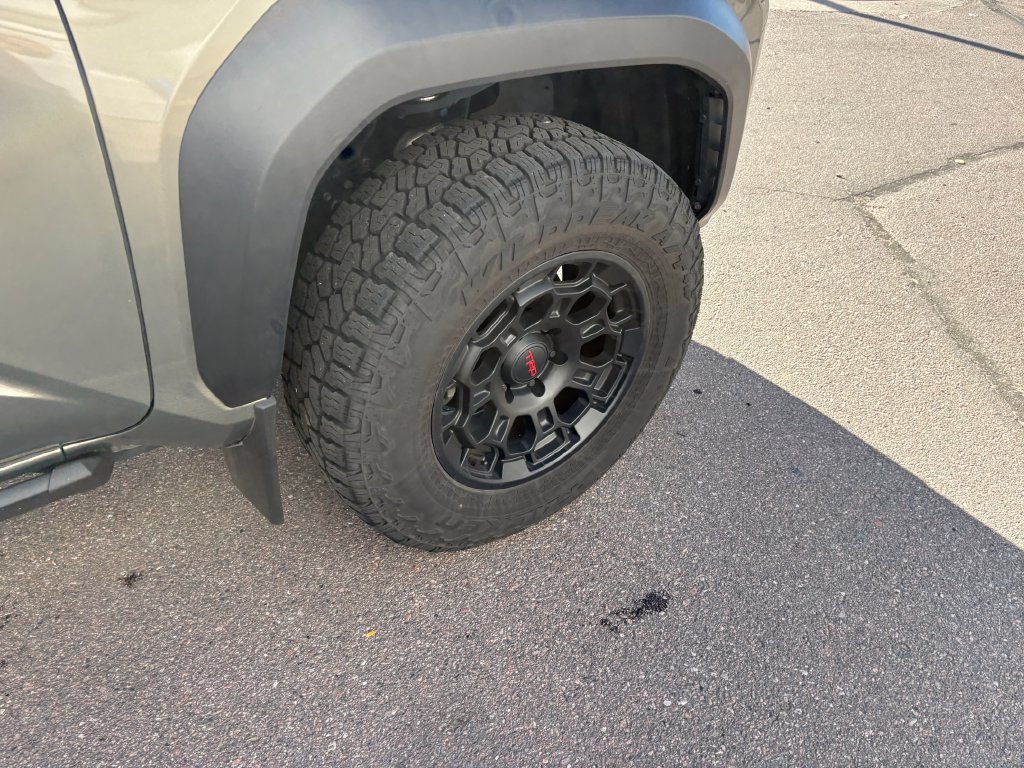 Used 2024 Toyota Tacoma TRD Off-Road w/ TRD Off Road Premium Package AWD/4WD image 14