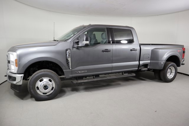 New 2026 Ford F350 XLT w/ 360-Degree Camera Package image 8