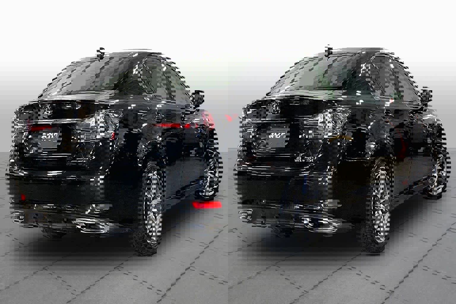 Used 2018 Lexus GS 350 AWD w/ Premium Package image 13