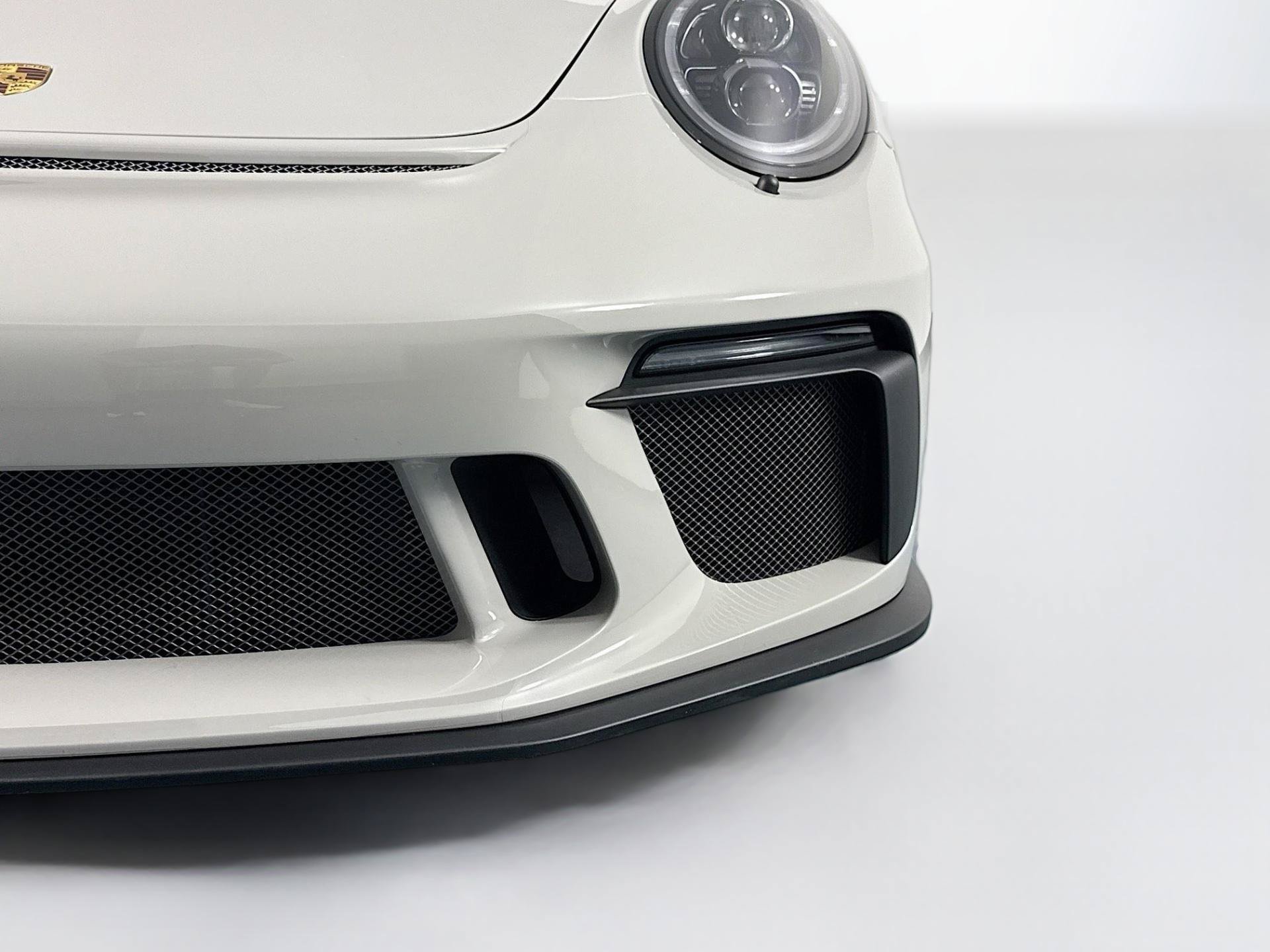 Used 2018 Porsche 911 GT3 RWD image 65