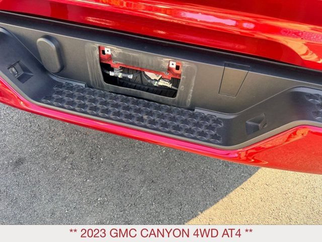 Used 2023 GMC Canyon AT4 AWD/4WD image 11