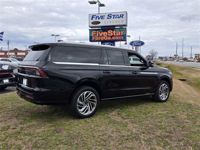 New 2026 Lincoln Navigator L Reserve image 8