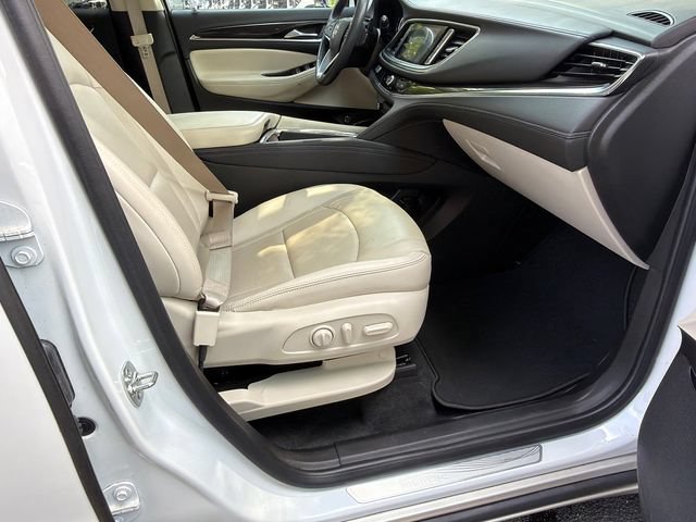 Used 2024 Buick Enclave Essence w/ Experience Buick Package FWD image 13
