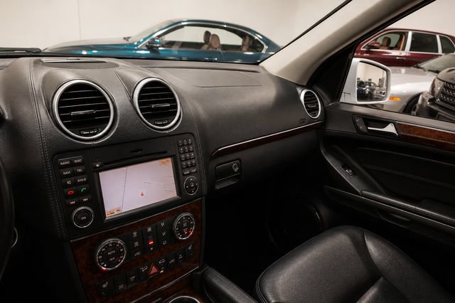 Used 2011 Mercedes-Benz GL 450 4MATIC image 21