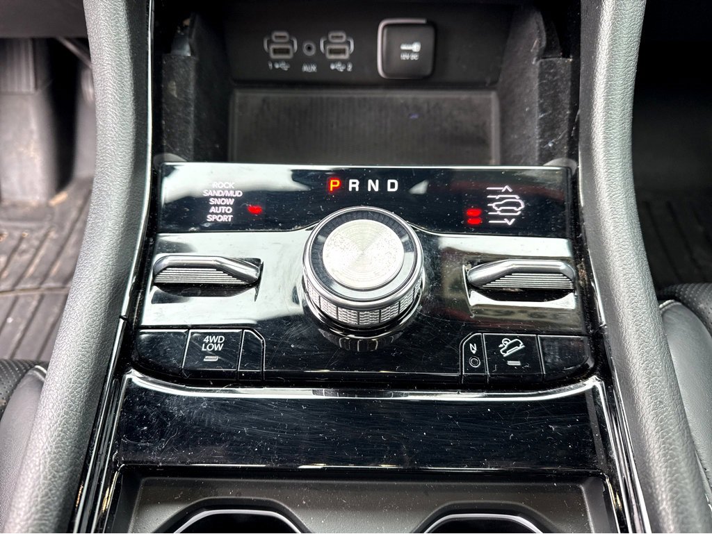 Used 2022 Jeep Grand Cherokee L Overland w/ Luxury Tech Group IV image 24