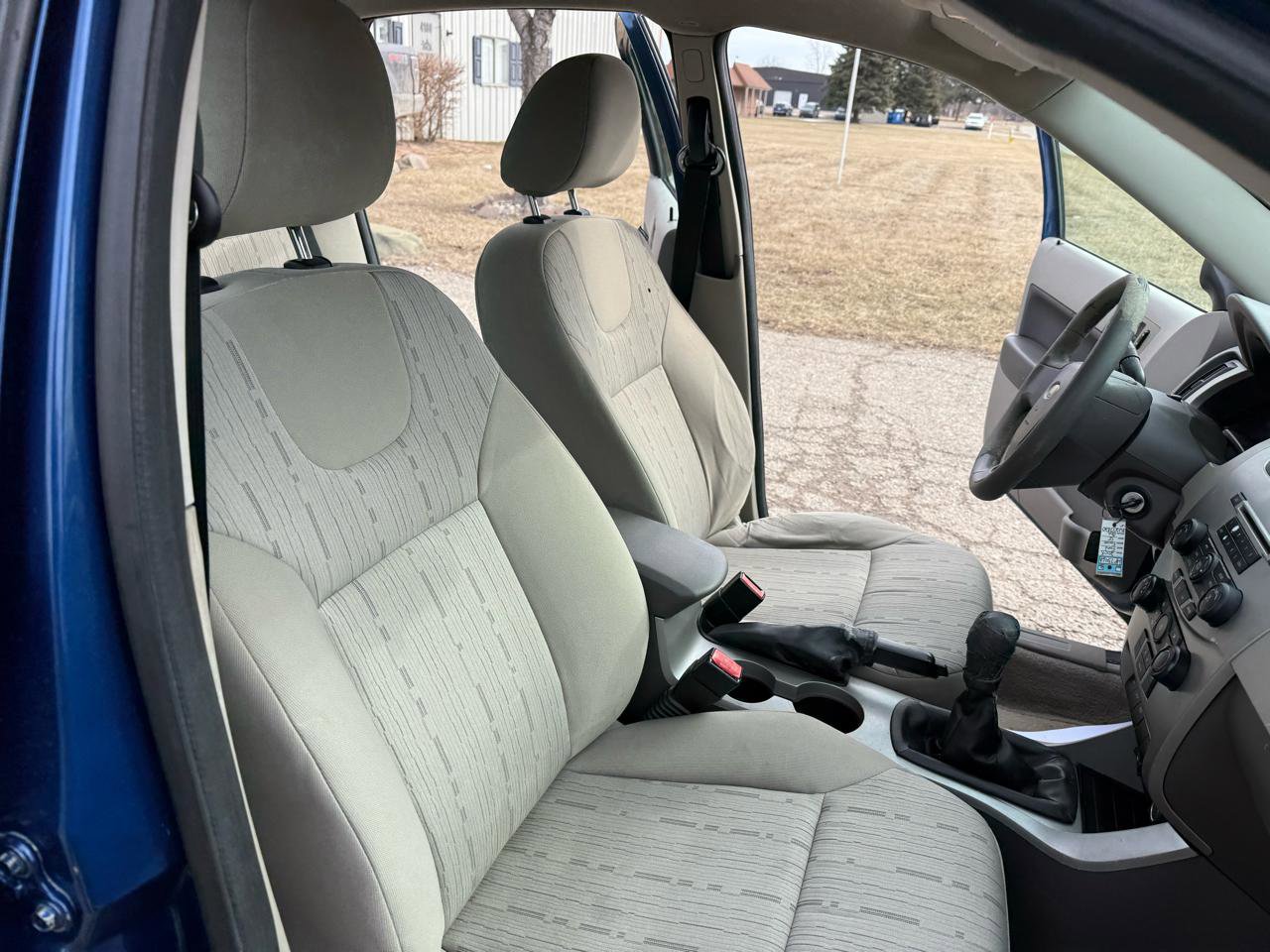 Used 2008 Ford Focus SE image 22